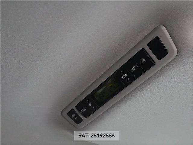 Toyota VELLFIRE 2013-03 288115-10