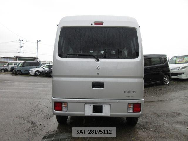 Suzuki EVERY 2024-02 230858-3