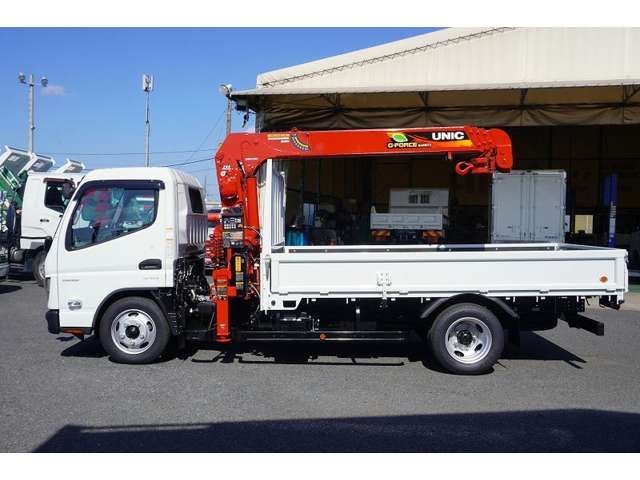 Mitsubishi CANTER 2023-04 13665-2