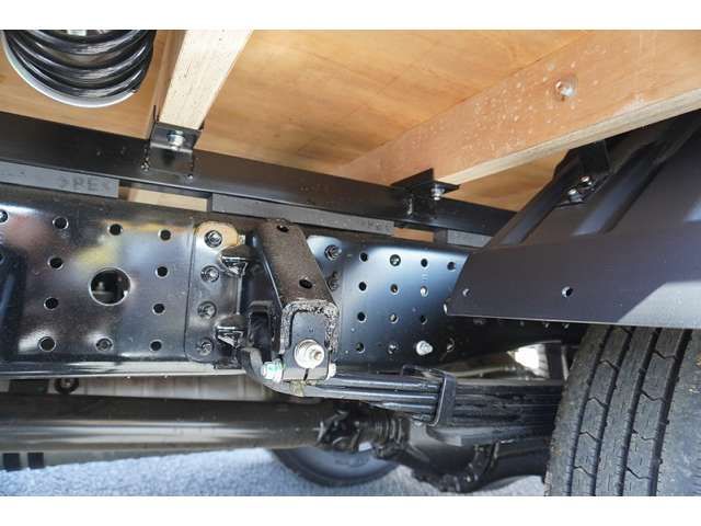 Mitsubishi CANTER 2023-04 13665-9