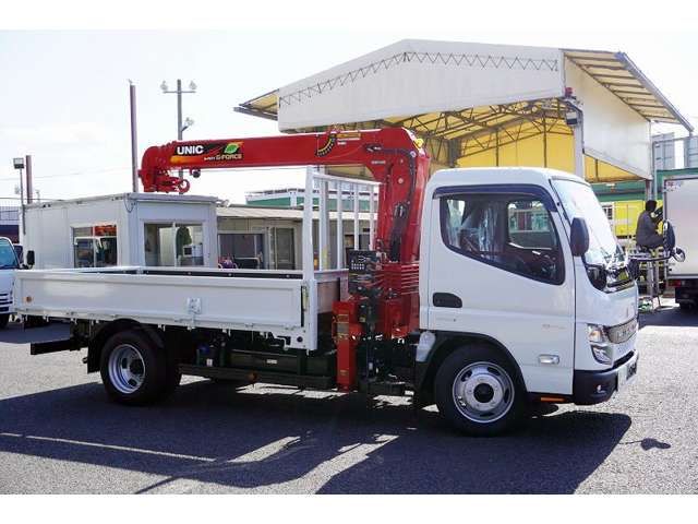 Mitsubishi CANTER 2023-04 13665-5