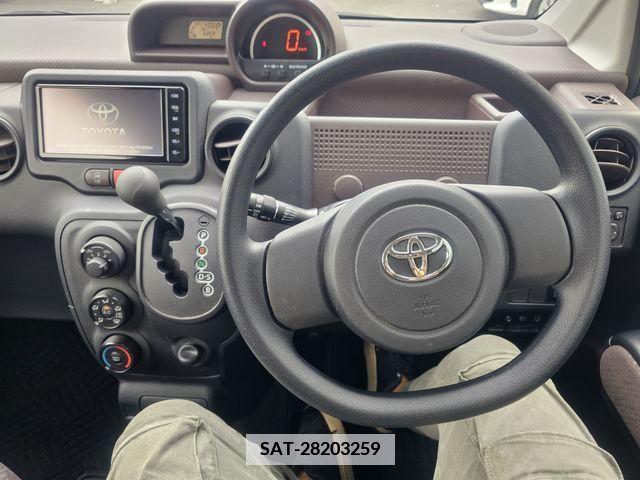 Toyota PORTE 2018-01 386387-8