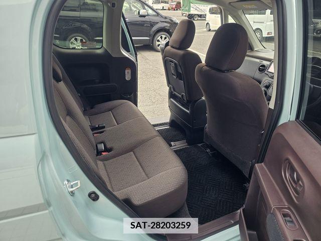 Toyota PORTE 2018-01 386387-5