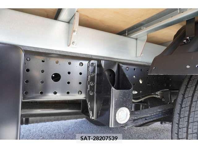Mitsubishi CANTER 2023-04 263456-9