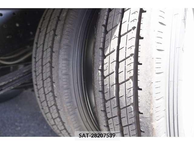 Mitsubishi CANTER 2023-04 263456-8