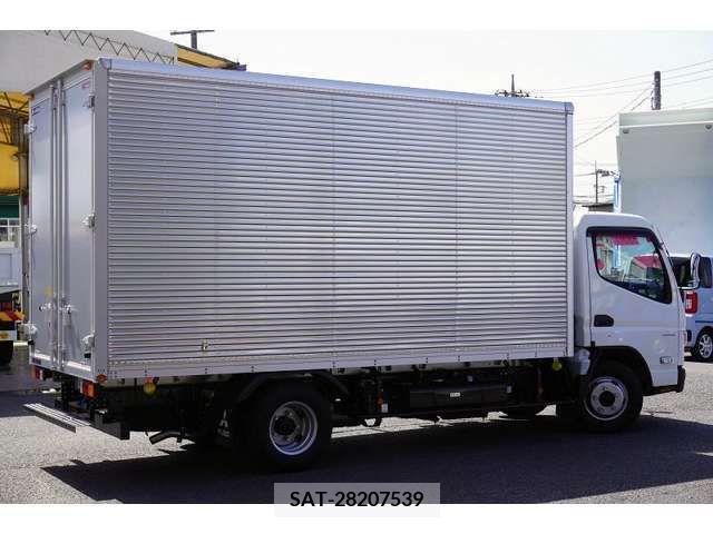 Mitsubishi CANTER 2023-04 263456-7