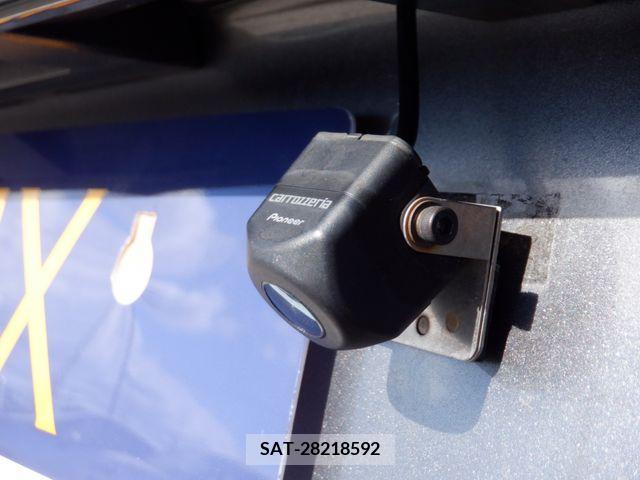 Nissan NOTE 2021-07 334756-23