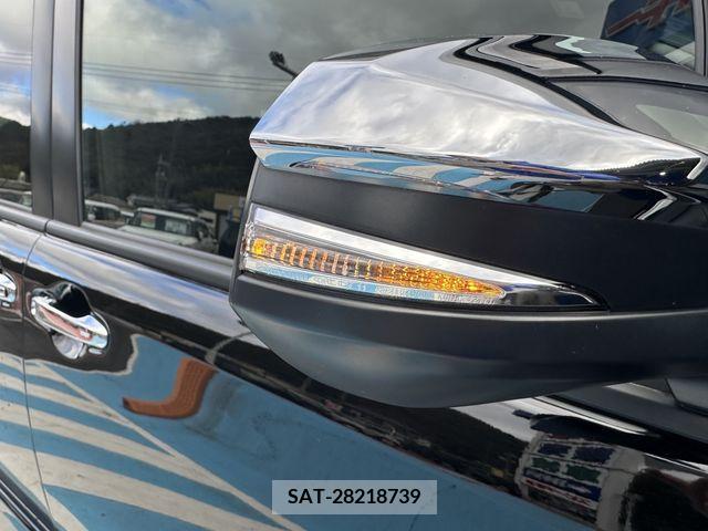Toyota NOAH 2021-02 211761-12