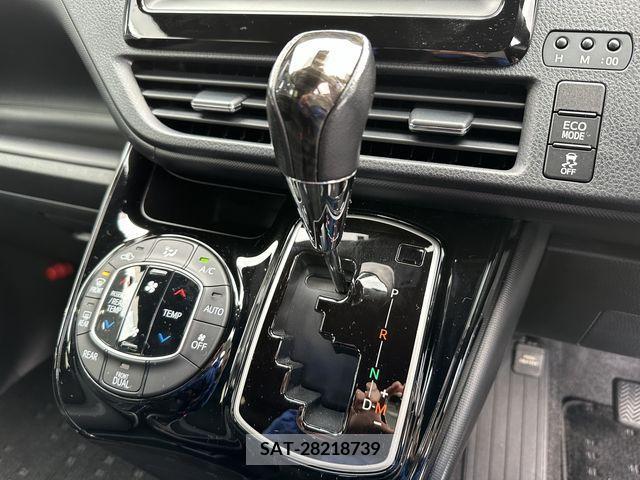 Toyota NOAH 2021-02 211761-19