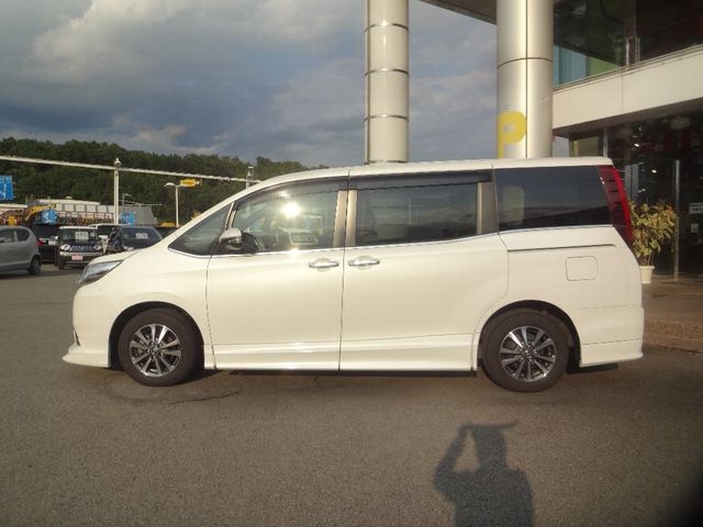 Toyota ESQUIRE 2015-06 6163-4