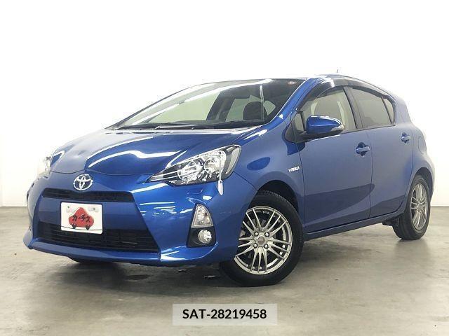 Toyota AQUA 2013-12 356197-0