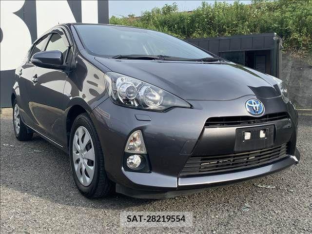 Toyota AQUA 2013-07 292645-6