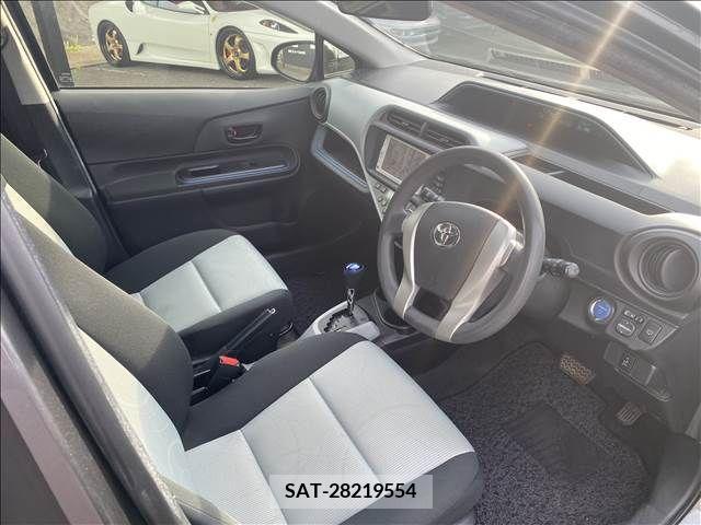 Toyota AQUA 2013-07 292645-9