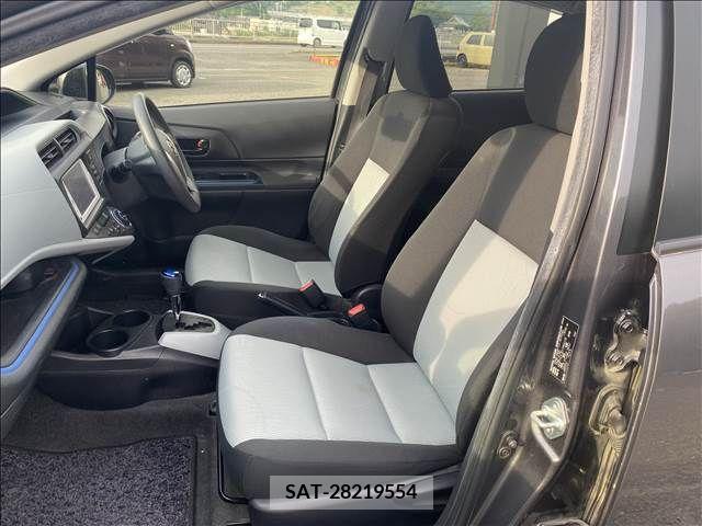 Toyota AQUA 2013-07 292645-12
