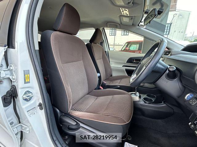 Toyota AQUA 2014-05 356143-9