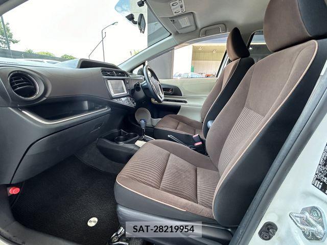 Toyota AQUA 2014-05 356143-10