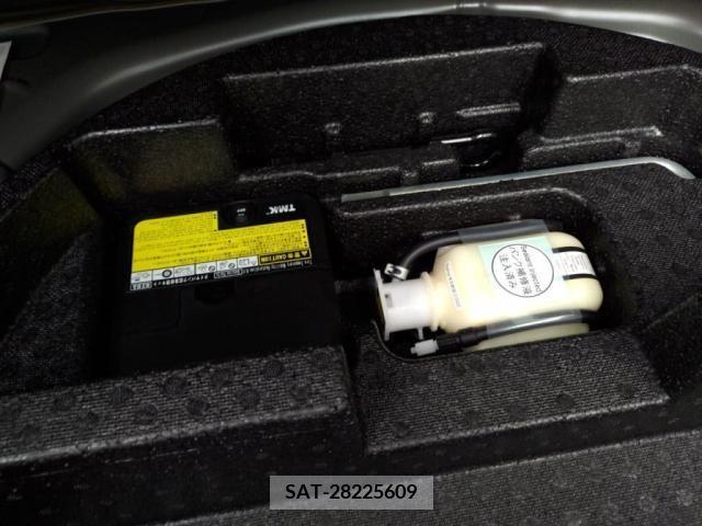 Toyota VITZ 2015-06 352621-29