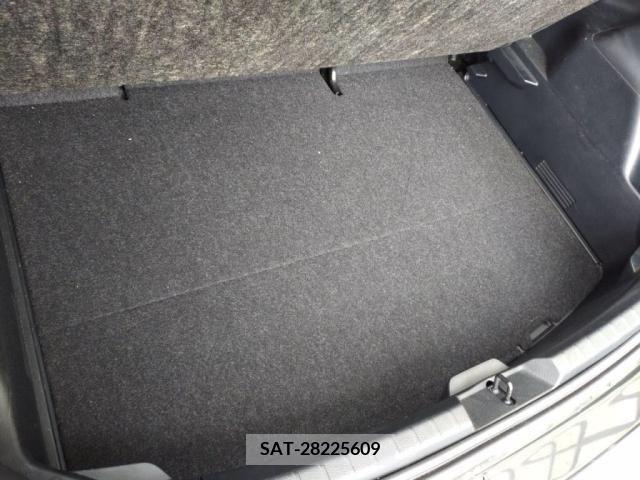 Toyota VITZ 2015-06 352621-27