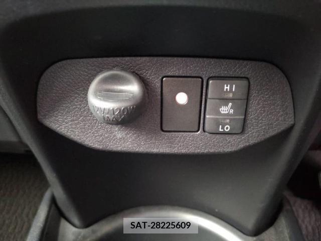Toyota VITZ 2015-06 352621-17