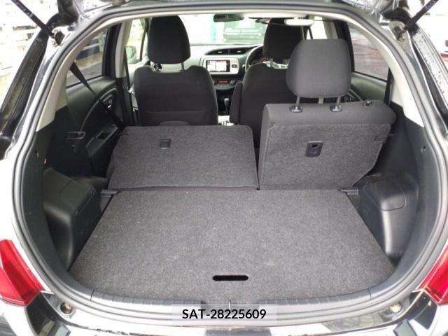Toyota VITZ 2015-06 352621-25
