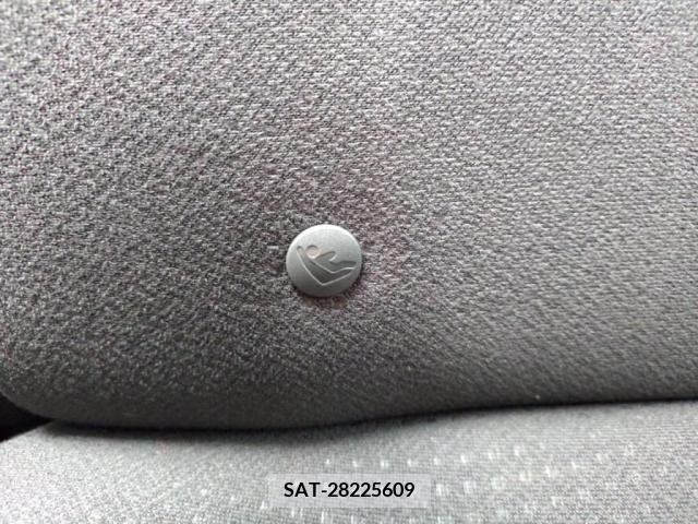 Toyota VITZ 2015-06 352621-23