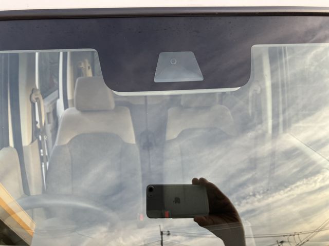 Honda N BOX 2018-03 2559-3