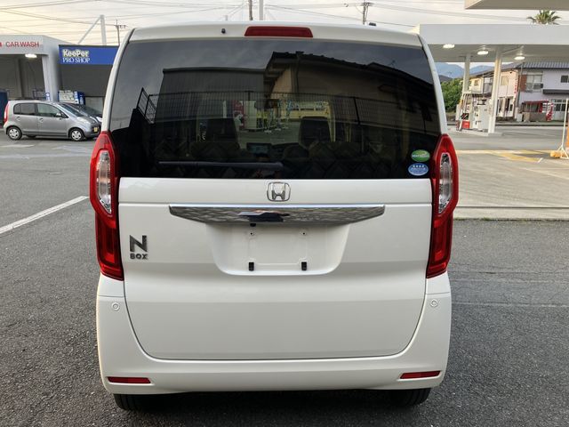 Honda N BOX 2018-03 2559-11