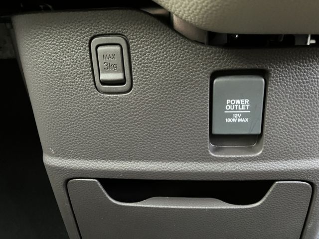 Honda N BOX 2018-03 2559-19