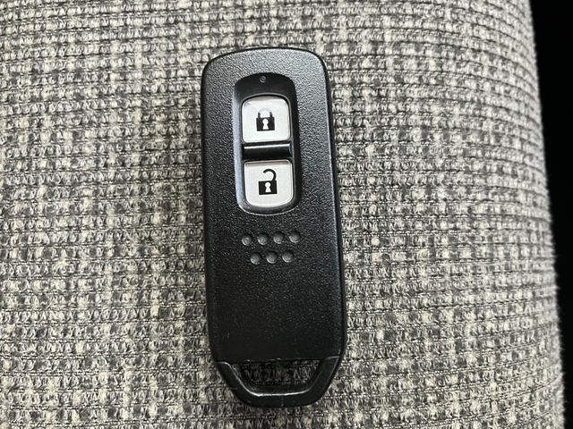 Honda N BOX 2018-03 2559-14