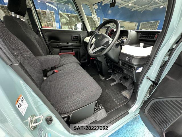 Suzuki SPACIA 2019-06 325870-25
