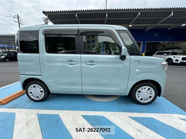 Suzuki SPACIA 2019-06 325870-3