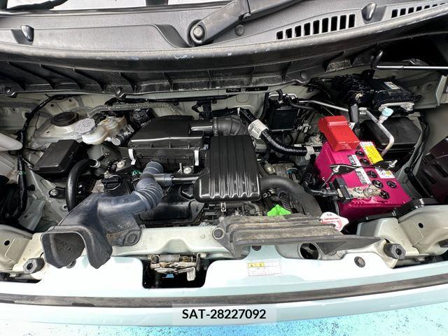 Suzuki SPACIA 2019-06 325870-23