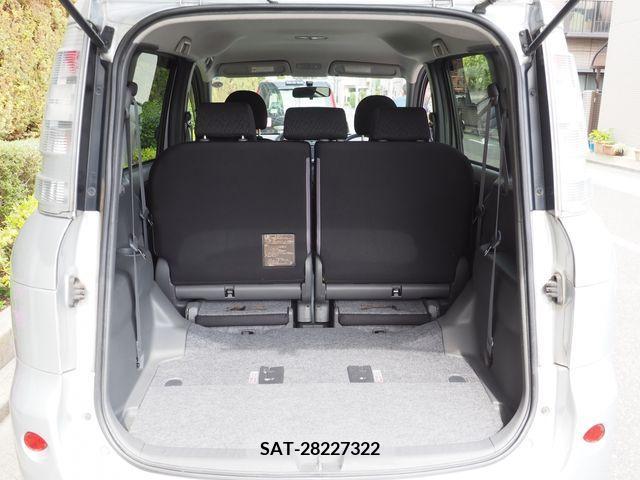 Toyota SIENTA 2011-08 253384-18
