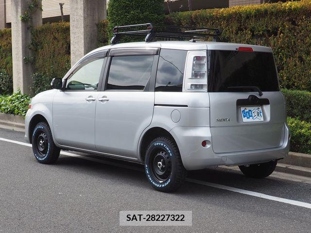 Toyota SIENTA 2011-08 253384-28
