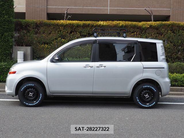 Toyota SIENTA 2011-08 253384-21