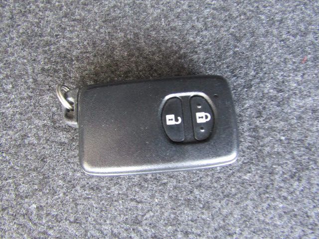 Toyota PRIUS 2013-02 13724-17