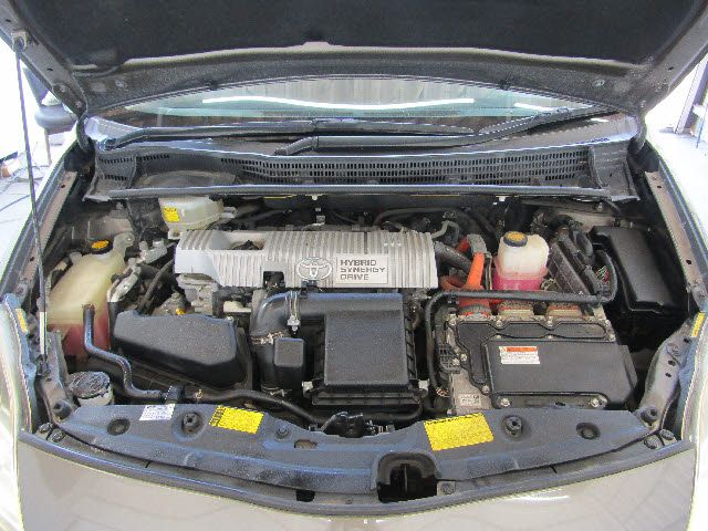 Toyota PRIUS 2013-02 13724-27