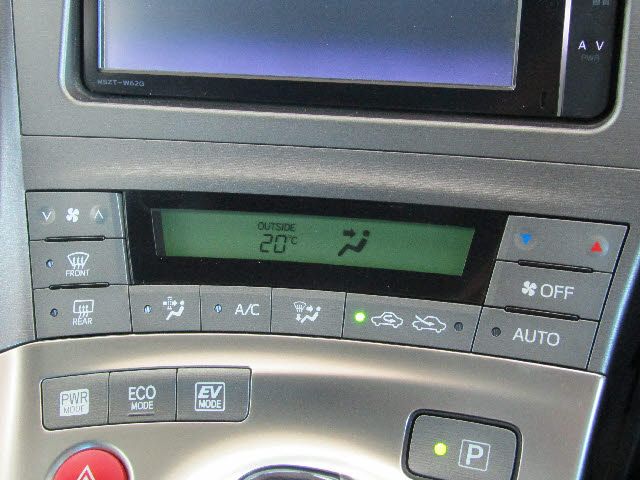 Toyota PRIUS 2013-02 13724-14