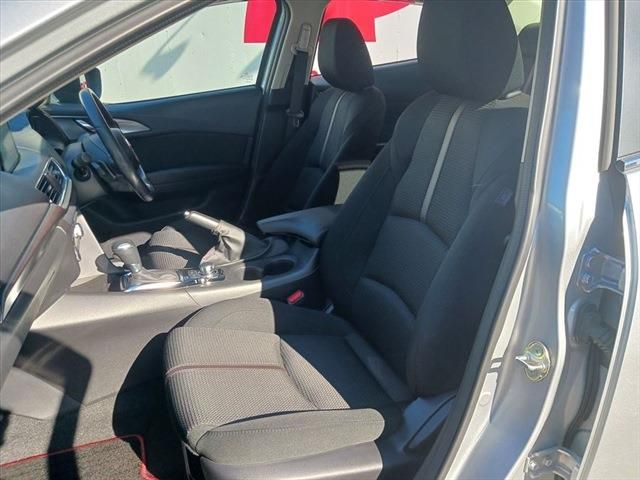 Mazda AXELA 2017-11 19347-19