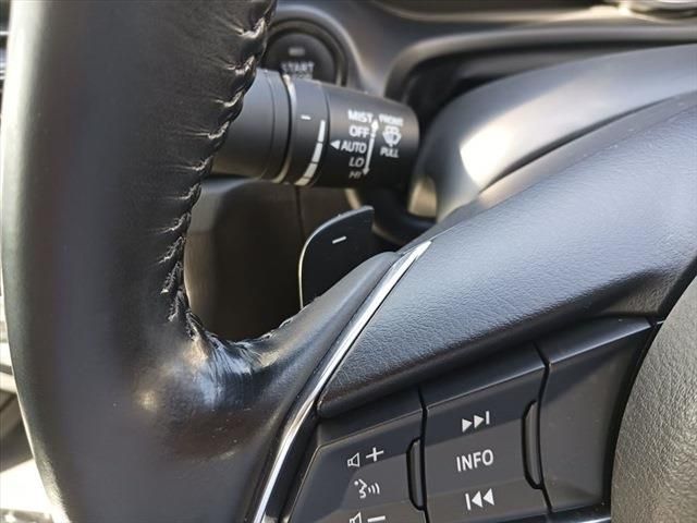 Mazda AXELA 2017-11 19347-28