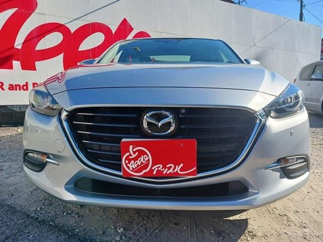 Mazda AXELA 2017-11 19347-1