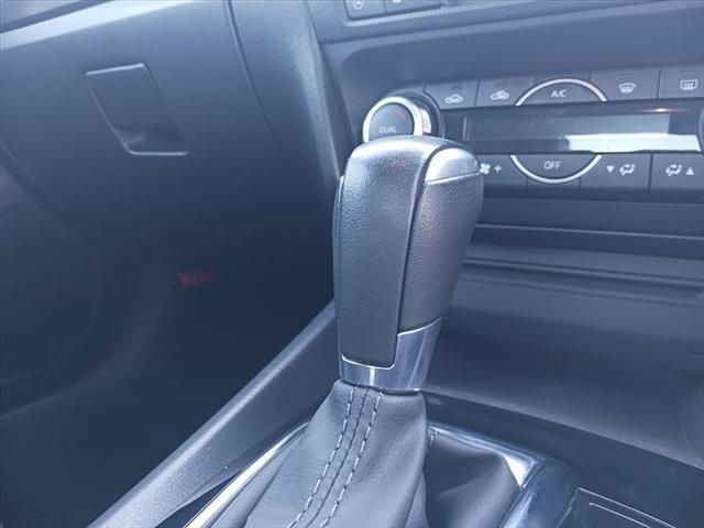 Mazda AXELA 2017-11 19347-23