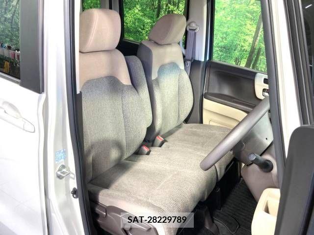Honda N BOX 2019-10 208829-8