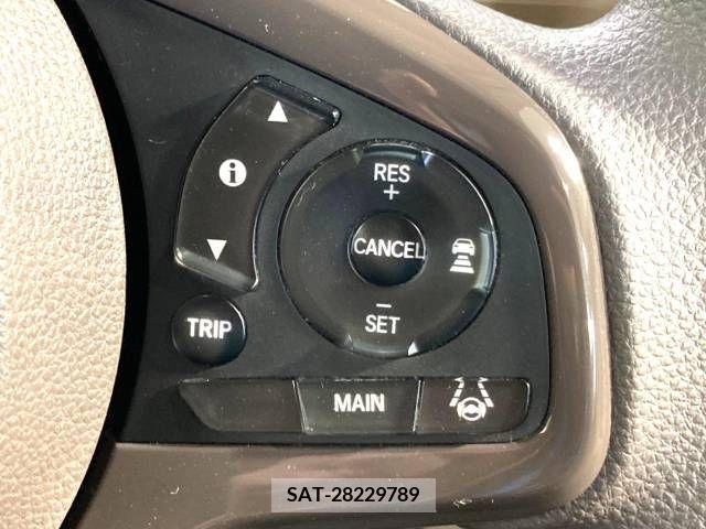 Honda N BOX 2019-10 208829-5