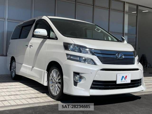 Toyota VELLFIRE 2013-02 369827-17