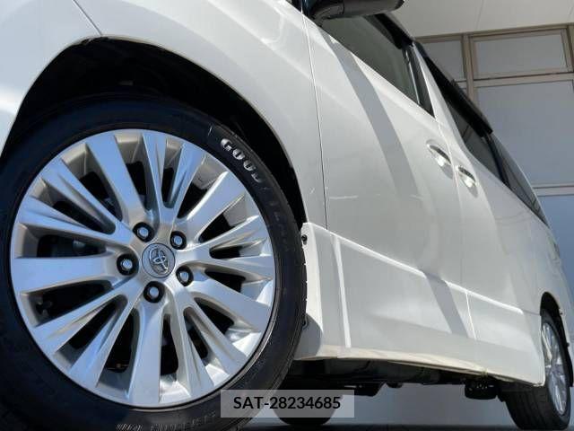 Toyota VELLFIRE 2013-02 369827-14