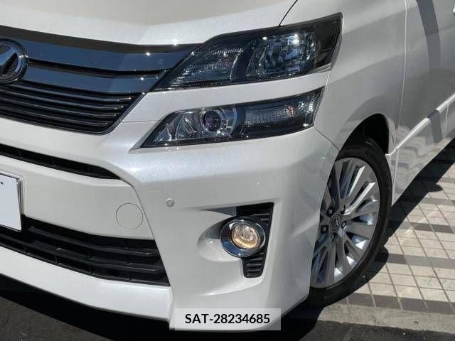 Toyota VELLFIRE 2013-02 369827-13