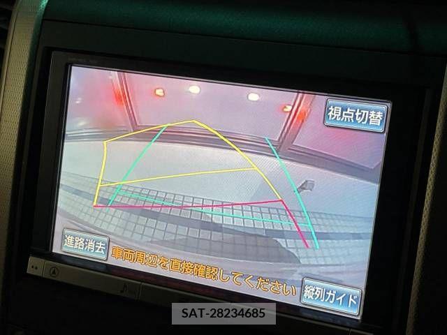 Toyota VELLFIRE 2013-02 369827-3