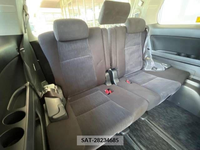 Toyota VELLFIRE 2013-02 369827-10