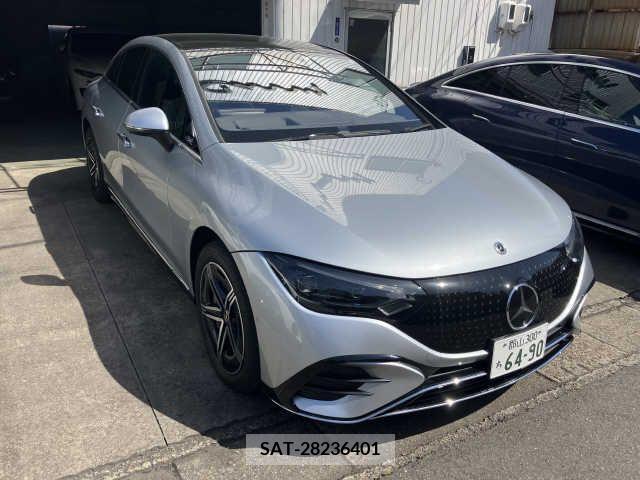 Mercedes Benz EQE 2023-01 242167-0